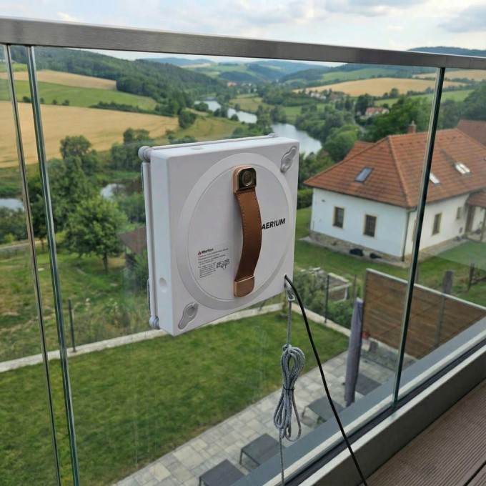 Robotische raamstofzuiger AERIUM Dewis SQ572